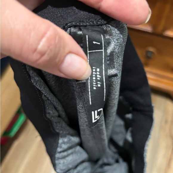 Live Love Run Joggers, Sz L - Picture 3 of 4